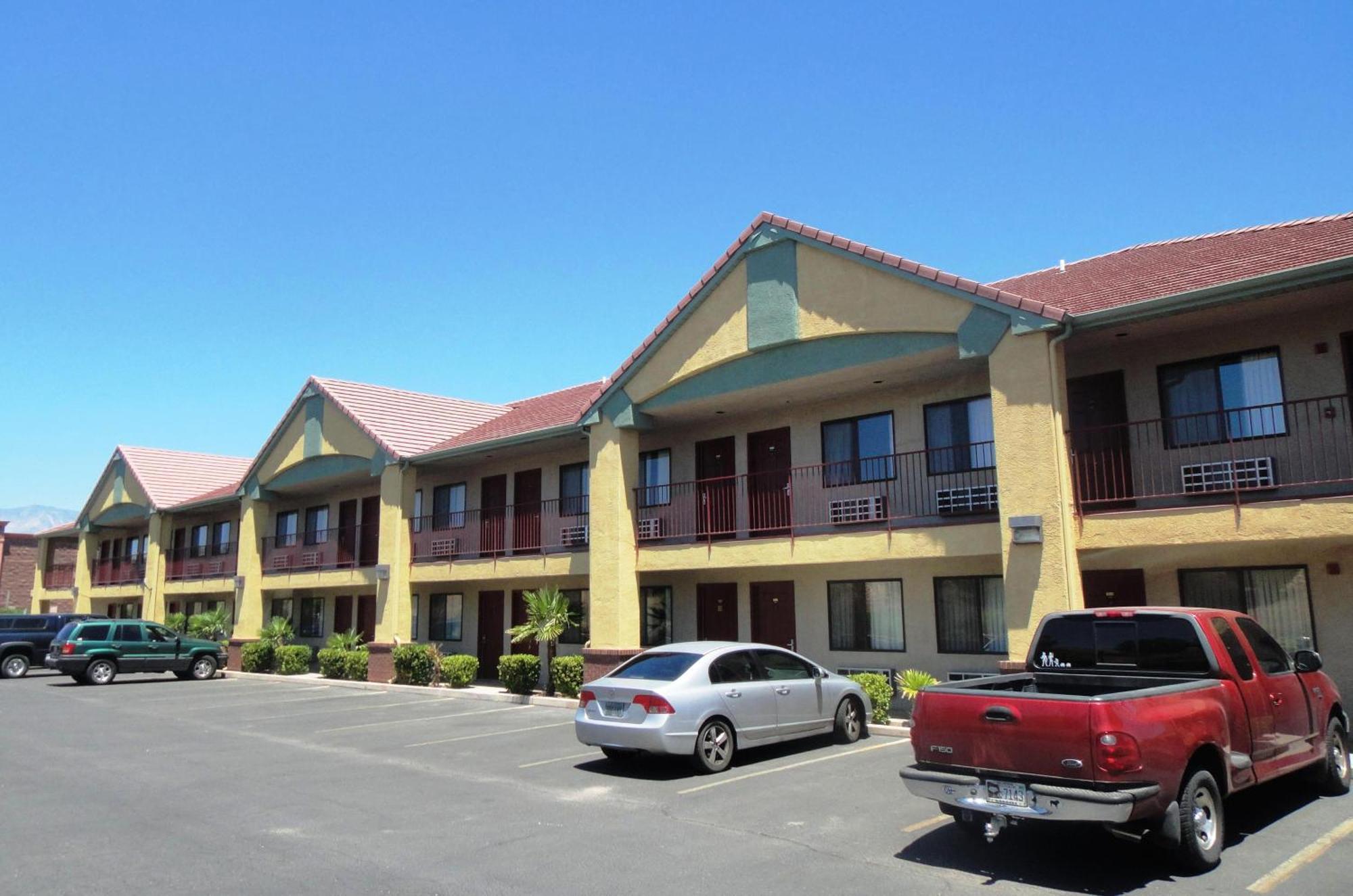 America'S Best Inn & Suites Saint George Exterior photo